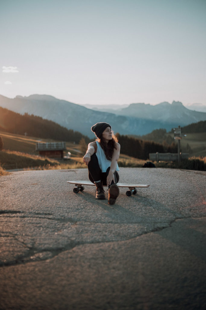 Longboard fahren auf der Seiser Alm