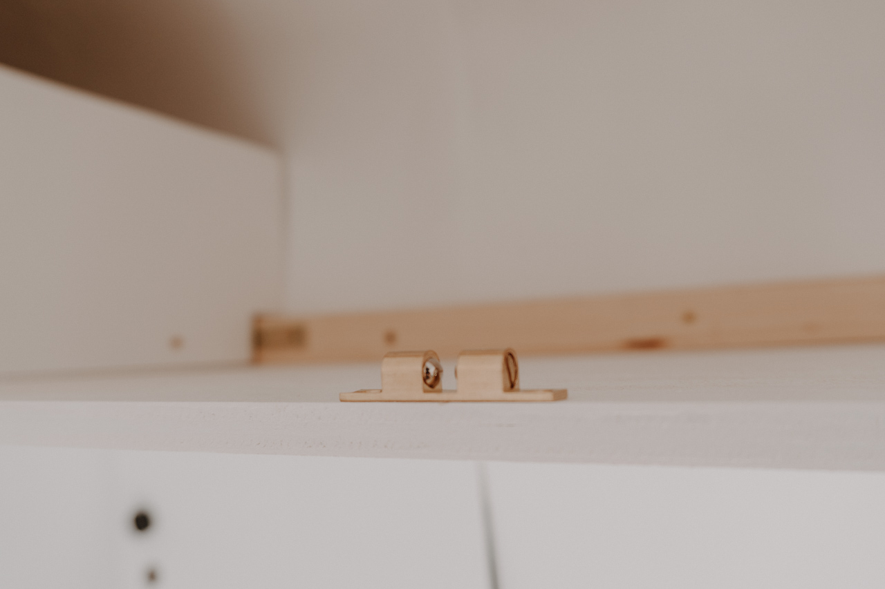 Hängeschrank Camper bauen • Die schönsten DIY Camper-Schränke