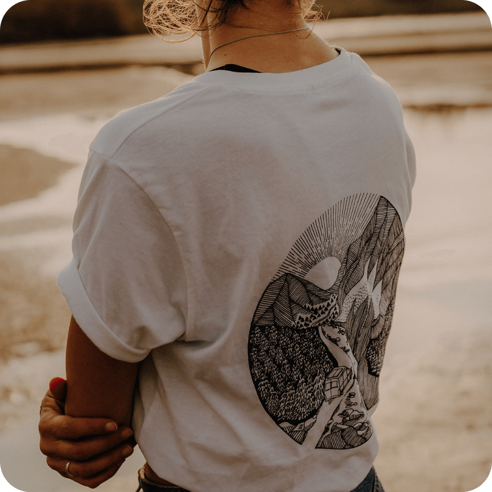 Outdoornomaden T-Shirt mit Backprint