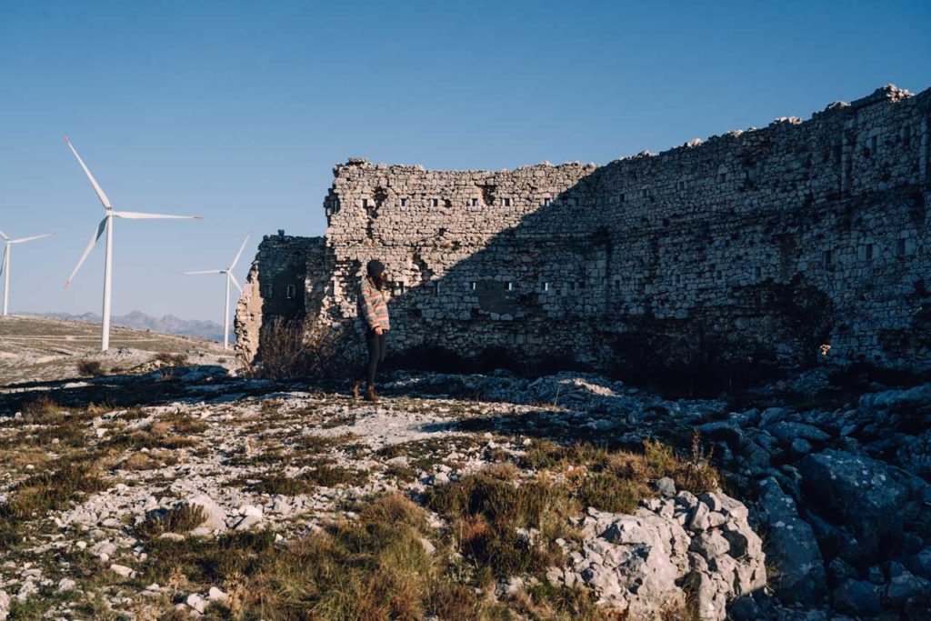 Blick auf das Gemäuer der Ruinen der Merdzan Glava Fortress
