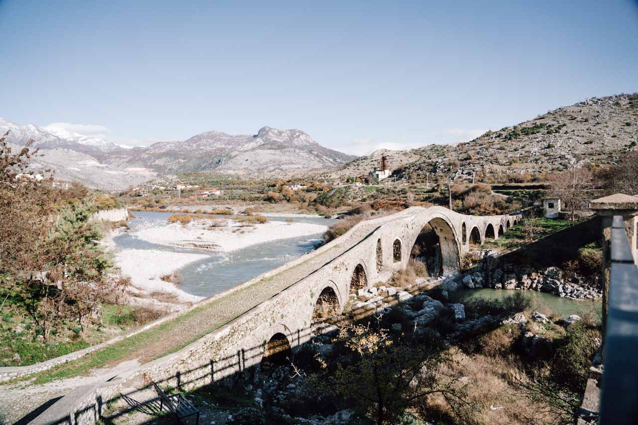 Mesi-Brücke in Albanien
